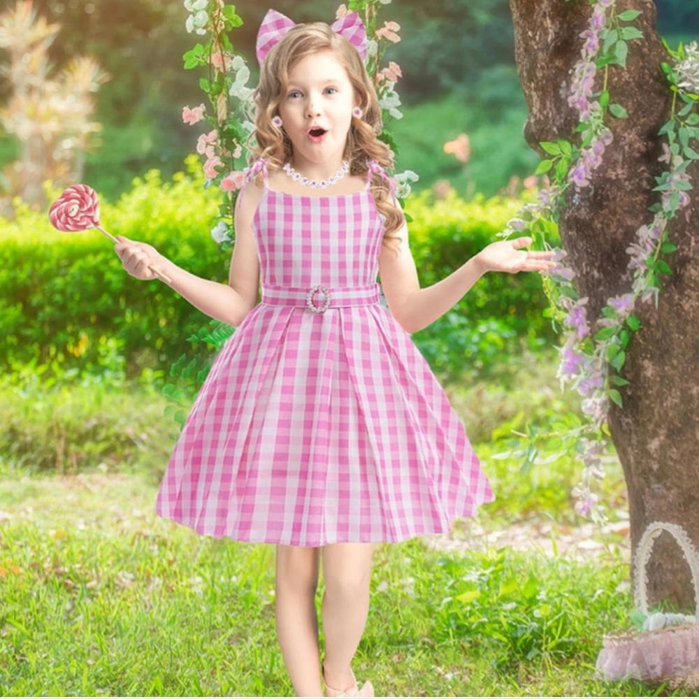 Girls Pink BARBIEE Costume Dress for 7-8 year old.